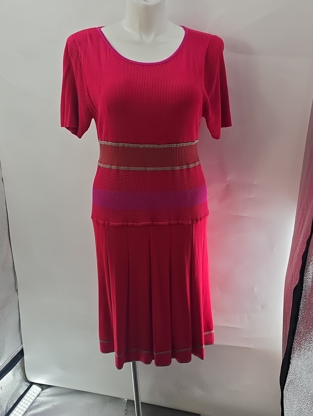 St. John Short-Sleeve Pleated Midi Dress with Stripe Accents - Picture 3 of 8